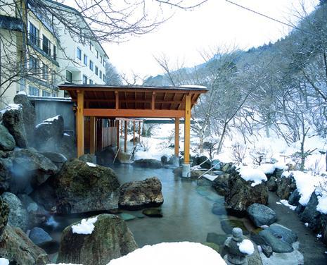 Hamaya Ryokan Nakanojo Esterno foto