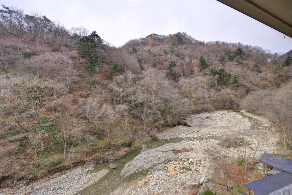 Hamaya Ryokan Nakanojo Esterno foto