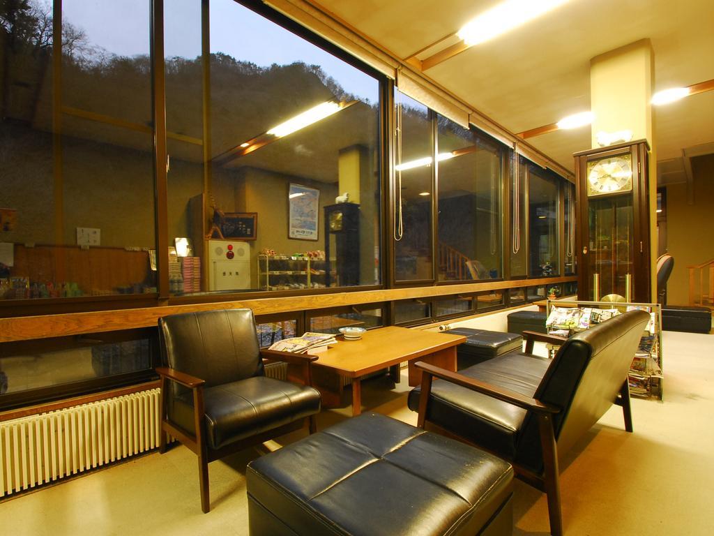 Hamaya Ryokan Nakanojo Esterno foto
